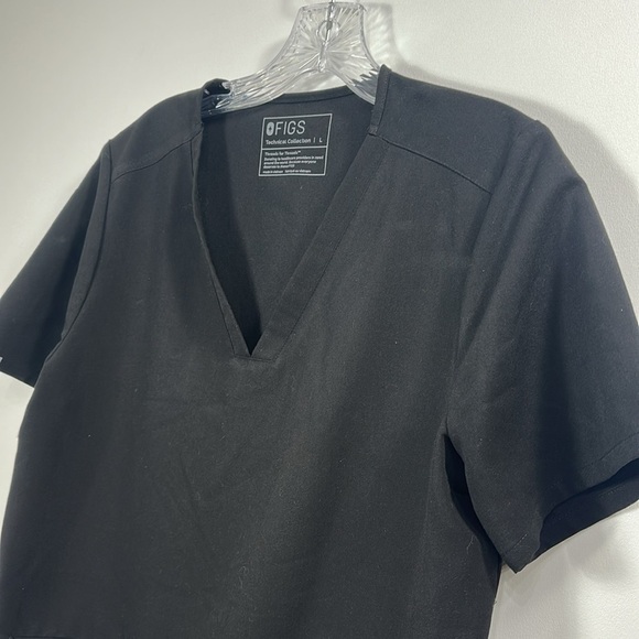 Figs Women’s Casma Black scrub top size large - Picture 2 of 8